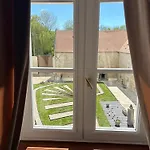 فندق مبيت وإفطار La Bastide Du Laizon & *