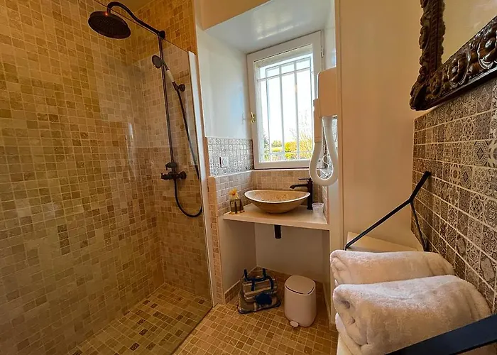 Oda ve Kahvaltı La Bastide Du Laizon &