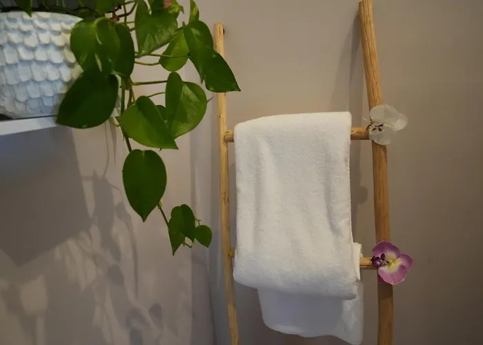 La Bastide Du Laizon & Oda ve Kahvaltı Maizières